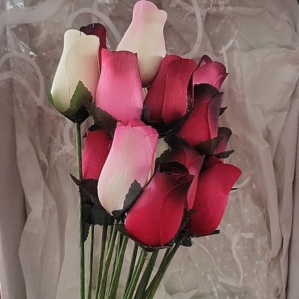 HANDMADE Wooden‎ Roses - Picture 7 of 8